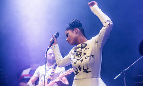&bdquo;Shorena Rocks!&ldquo; koncerte &ndash; roko skambesys ir ekstravaganti&scaron;kas įvaizdis