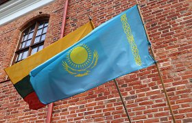 Kazachstano ambasadoriaus V.Temirbayevo pasiūlymas: „Statykite gamyklas pas mus, o produkciją realizuokite kaimyninėse šalyse“