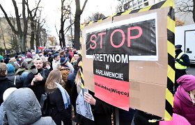 Lenkijos medikai raginami nebijoti nutraukti nėštumo, kai kyla grėsmė moters sveikatai