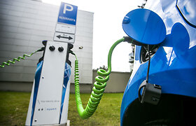 19 (18) Elektromobilių įkrovimo prieigų tinklo plėtra magistraliniuose keliuose
