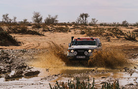 Dakaro „klasikų“ automobilių gedimai netrikdo: priartėjo prie pirmojo dešimtuko