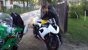 Sustabdytas motociklo vairuotojas