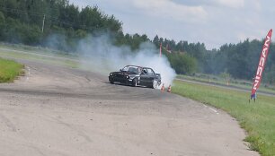 &bdquo;Driftingo&ldquo; čempionato 3 kova