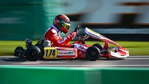 Gustas Grinbergas &ndash; geriausių pasaulio &bdquo;Rok Junior&ldquo; lenktynininkų septintuke.