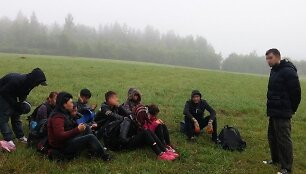 Sulaikyti nelegalūs migrantai i&scaron; Vietnamo ir jų vedlys čečėnas