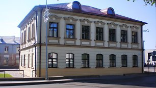 1652 m. pastatytas Kėdainių gimnazijos pastatas