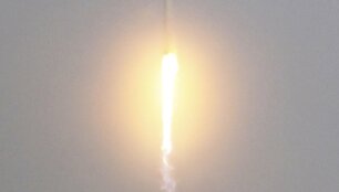 &bdquo;SpaceX&ldquo; raketa i&scaron;kėlė į orbitą palydovą
