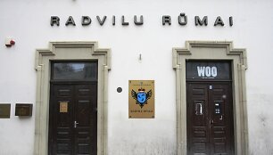 Netrukus prie Radvilų rūmų įėjimo nebeliks klubo &bdquo;Woo&ldquo; pavadinimo.