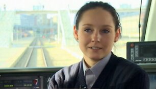 Ma&scaron;inistė Agnė Krik&scaron;taponytė