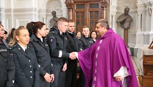 Policijos pareigūnų &scaron;ventėje