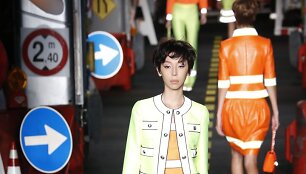&bdquo;Moschino&ldquo; 2016 m. pavasario-vasaros kolekcija