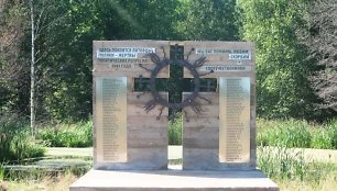 Rusijoje sunaikintas paminklas tremtiniams iš Lietuvos: griauta slapčia, bijant vietinių pykčio