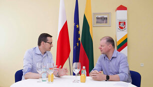Lenkijos premjeras Mateuszas Morawieckis ir Lietuvos premjeras Saulius Skvernelis