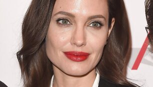 Angelina Jolie 
