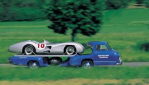 Atkurtas Renntransporter yra veikiantis ir yra prakti&scaron;kai identi&scaron;kas originaliam. (Daimler nuotrauka)