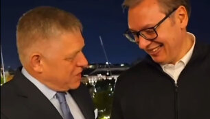 Robertas Fico, Aleksandras Vučičius