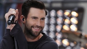 Adamas Levine'as švenčia 35-ąjį gimtadienį