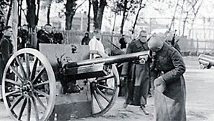 Lietuvos kariuomenės artileristų priesaika 1936 m.