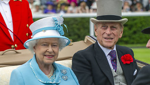 Metai nuo princo Philipo mirties: karalienė Elizabeth II paviešino jautrų įrašą