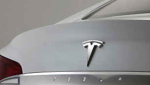 „Tesla“ logotipas