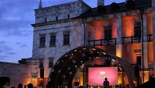 Opera Valdovų rūmuose