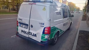 Sudaužytas policijos automobilis