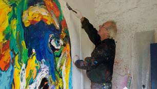 Gerard savo studijoje Prancūzijoje