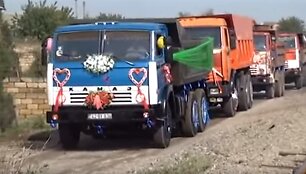 KAMAZ tapo vestuvių automobiliu