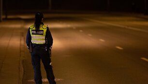Naktinis kelių policijos reidas