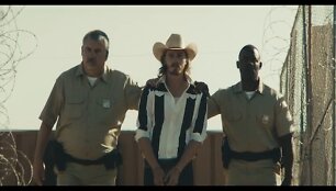 &bdquo;Kings of Leon&ldquo; dainos &bdquo;Beautiful War&ldquo; klipas