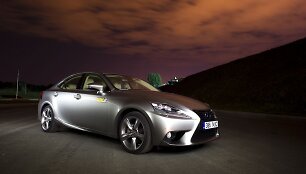 Trečiosios kartos &bdquo;Lexus IS&ldquo;