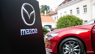 Naujoji jau ketvirtos kartos „Mazda 6“