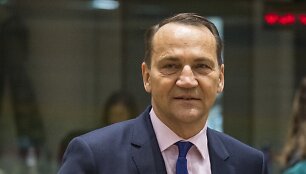 Lenkų užsienio reikalų ministras Radoslawas Sikorskis / Wiktor Dabkowski / ZUMAPRESS.com