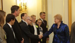 Dalia Grybauskaitė susitikime su Investuotojų forumo nariais.