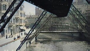 &bdquo;Skraidantis traukinys&ldquo; (&bdquo;Wuppertal Schwebebahn&ldquo;)