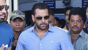 Salmanas Khanas