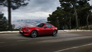 Rodsteris &bdquo;Mazda MX-5 RF&ldquo; laimėjo prestižinį dizaino apdovanojimą &bdquo;Red Dot&ldquo;