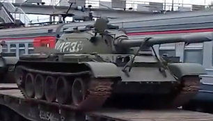 Rusija į Ukrainos fronto liniją siunčia papildomus tankus „T-54“, sukurtus Antrojo pasaulinio karo pabaigoje.