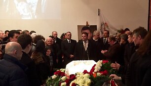 Linas Linkevičius dalyvauja Boriso Nemcovo laidotuvėse Maskvoje