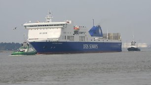 Pakeliui į Klaipėdą užsidegė keltas „Victoria Seaways“