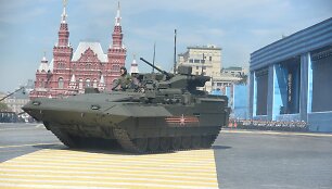 Tankas T-14 &bdquo;Armata&ldquo;. Karinis paradas Maskvos Raudonojoje aik&scaron;tėje