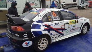 Vytauto &Scaron;vedo ir Žilvino Sakalausko &bdquo;Mitsubishi Lancer Evo X&ldquo;