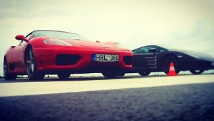 Važiavimas „Ferrari 360 Spider“ ir „Lamborghini Gallardo“ Kyviškių aerodrome