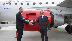 Bendrovės &bdquo;Air Lituanica&ldquo; inauguracija ir pirmasis skrydis