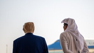 D. Trumpas Katare / White House / ZUMAPRESS.com
