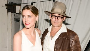 Amber Heard ir Johnny Deppas