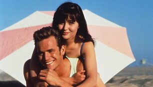 Shannen Doherty ir Luke'as Perry seriale &bdquo;Beverli Hilsas, 90210&ldquo;