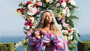 Beyonce su dvyniais Rumi ir Siru