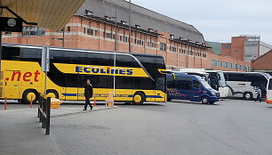 Kompanijos &bdquo;Ecolines&ldquo; autobusas Kaune