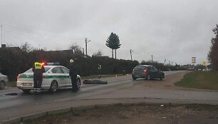 Avarija Raudondvaryje: mirtinai sužalotas pėsčiasis